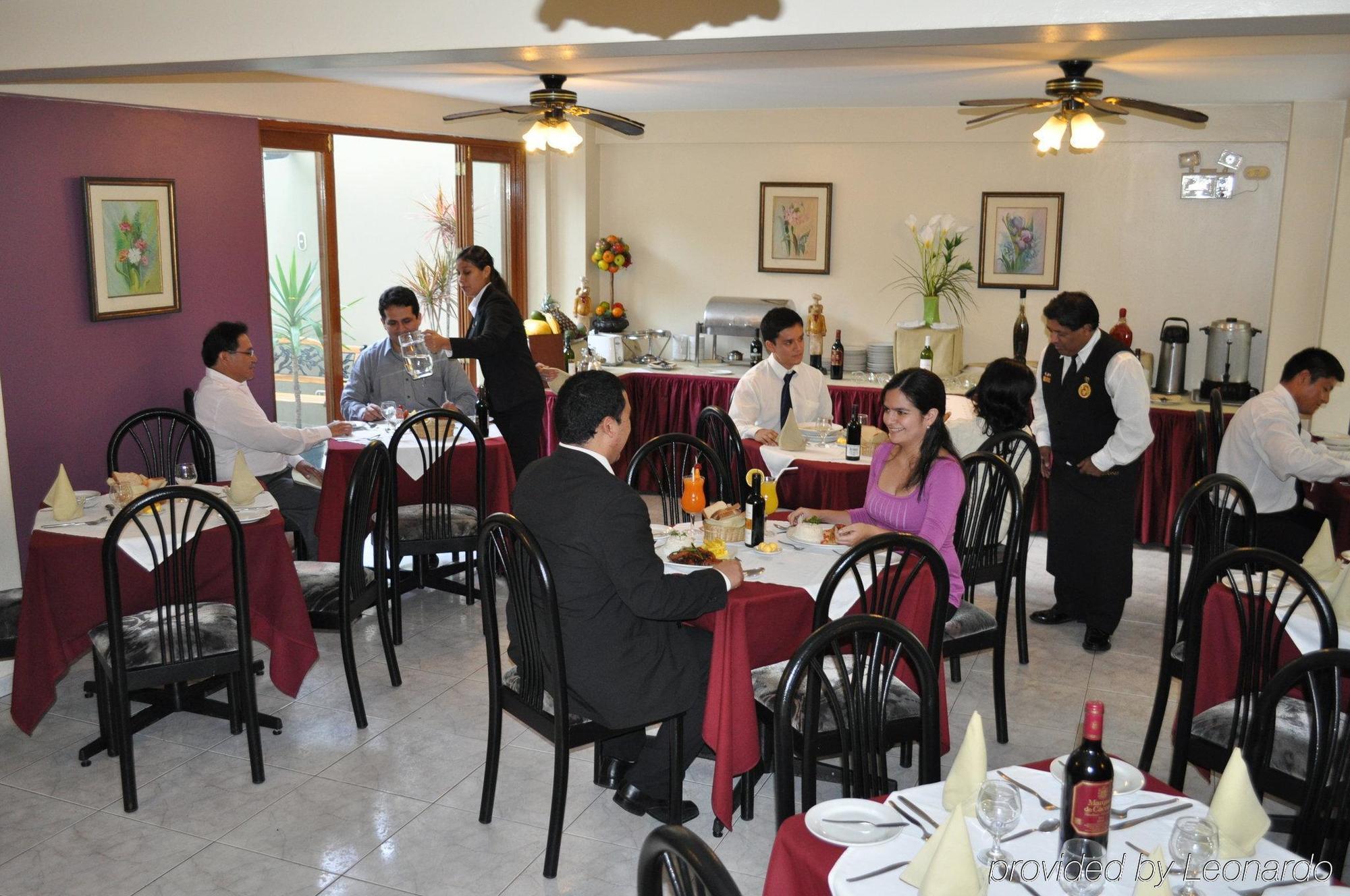 Embajadores Hotel Lima Restaurant foto