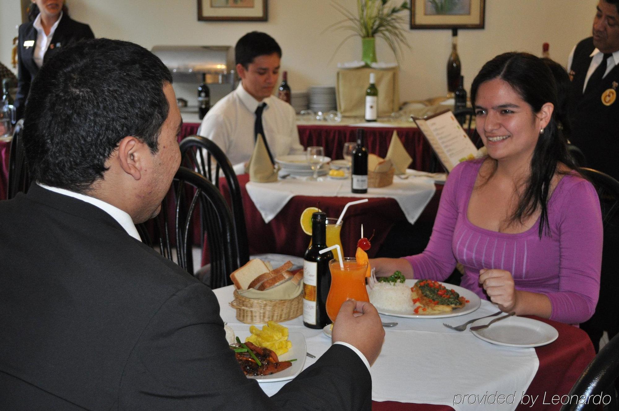 Embajadores Hotel Lima Restaurant foto